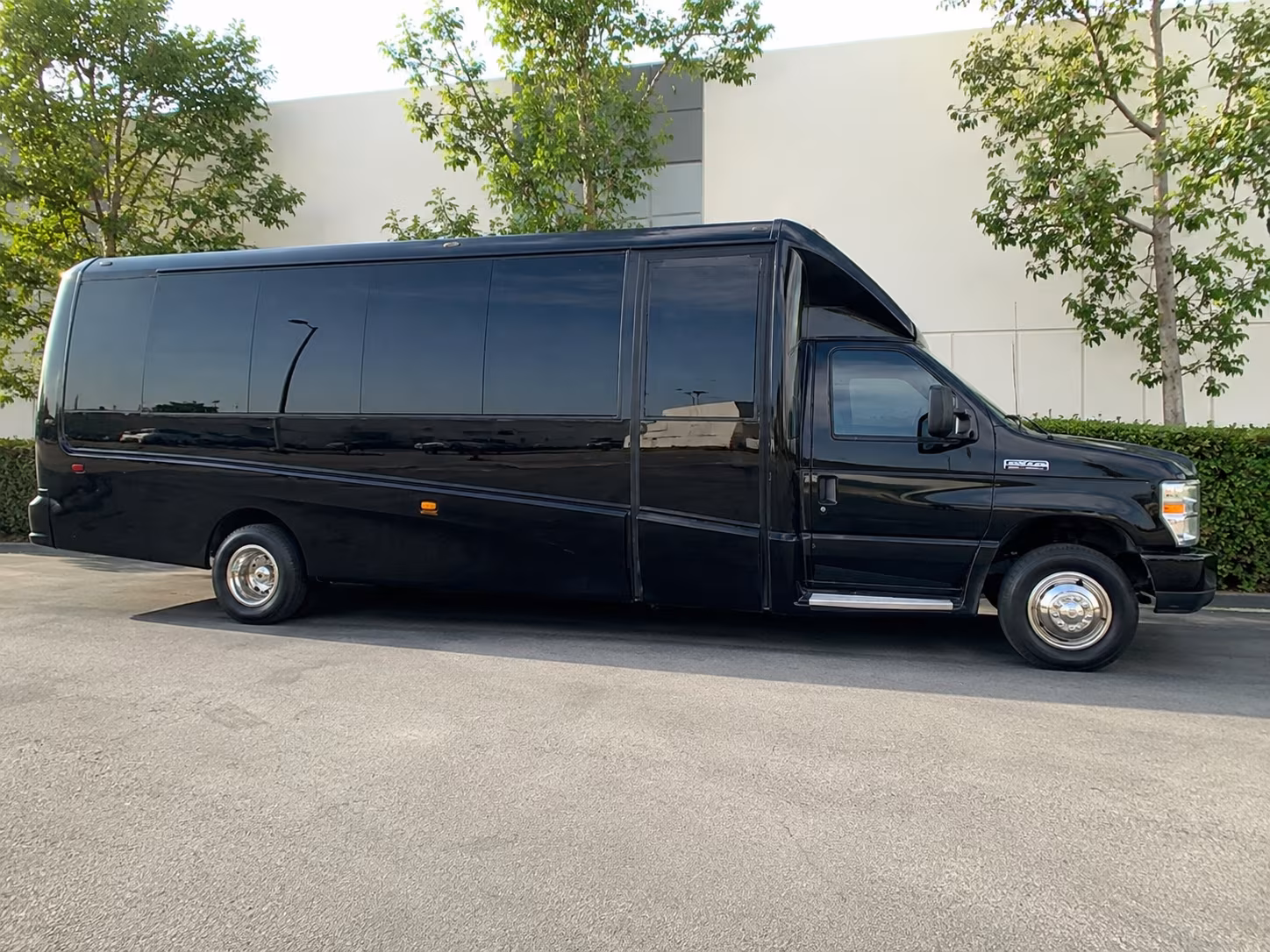 let missioncharterbuscompany com handle the ride to utrgv vaqueros football games at vackar stadium