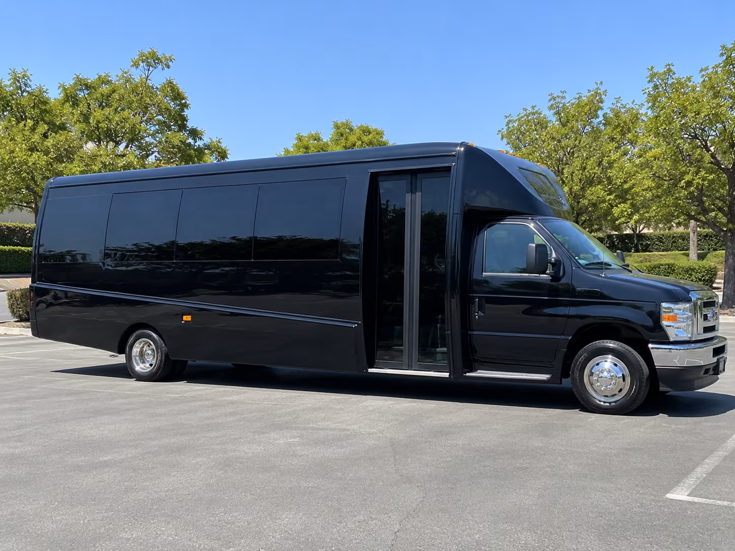 mcallen winery tour charter bus rentals for your group