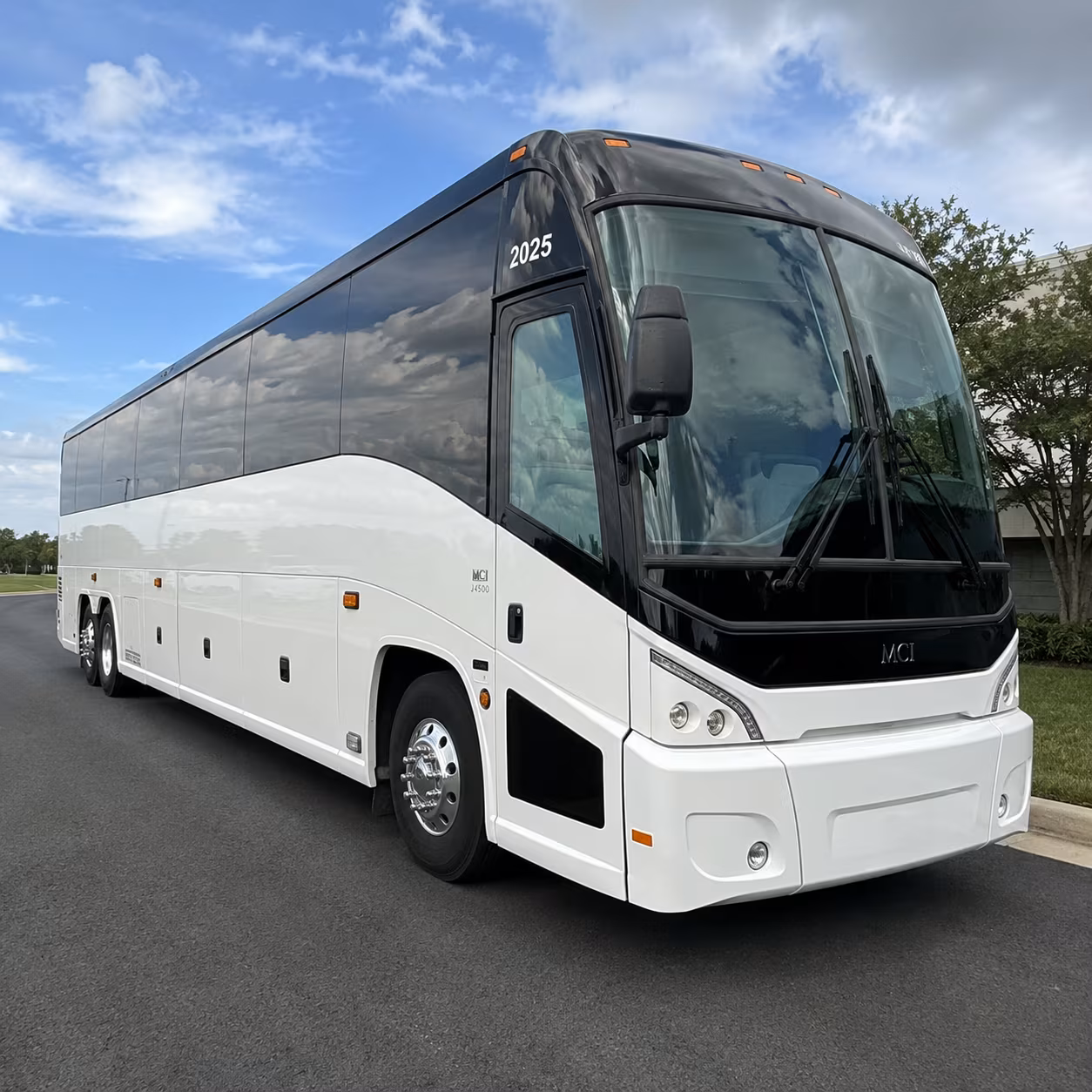 multi day bus rentals for mission groups going the distance
