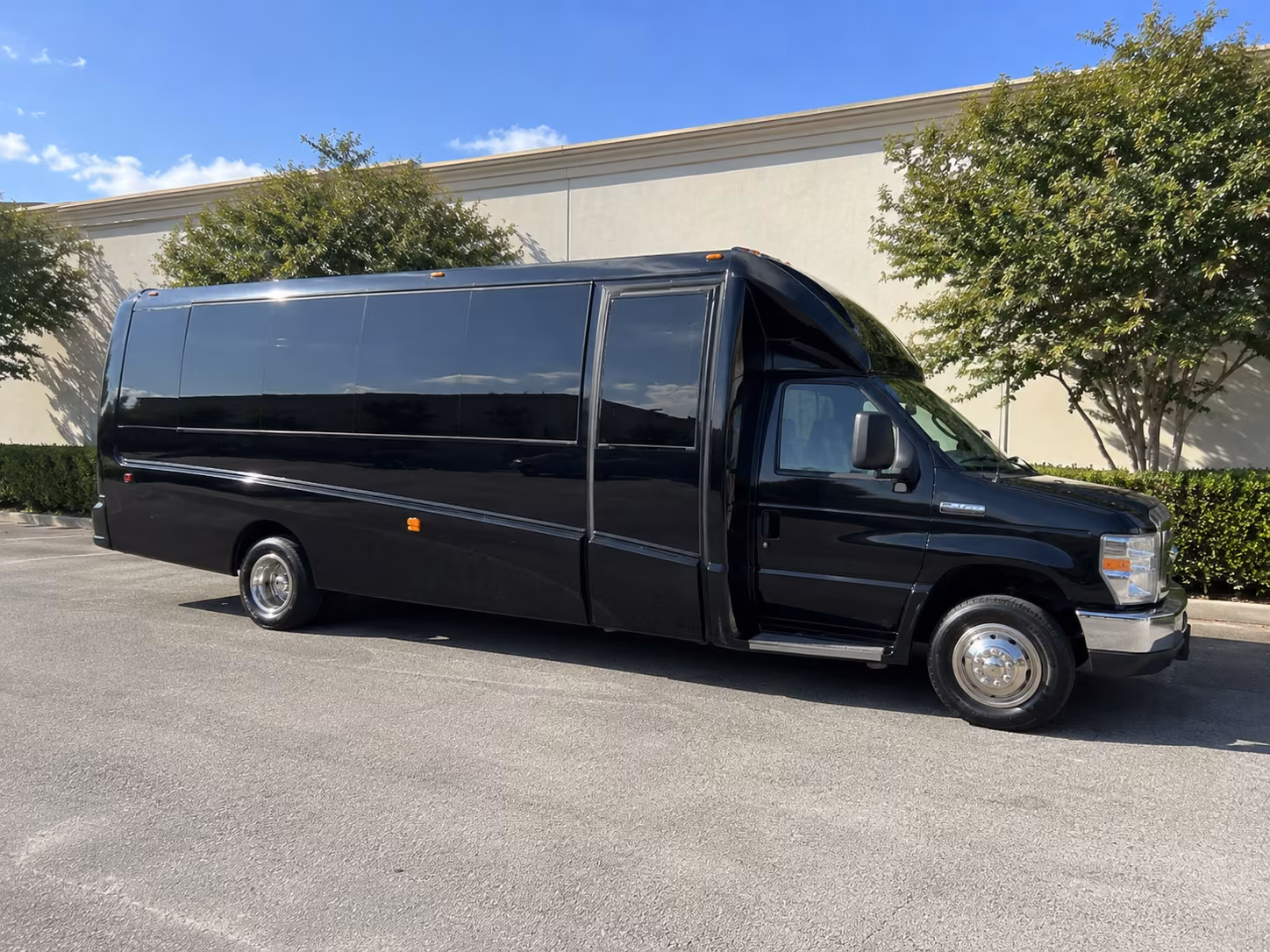 party bus rentals for mission high school and veteran memorial prom nights