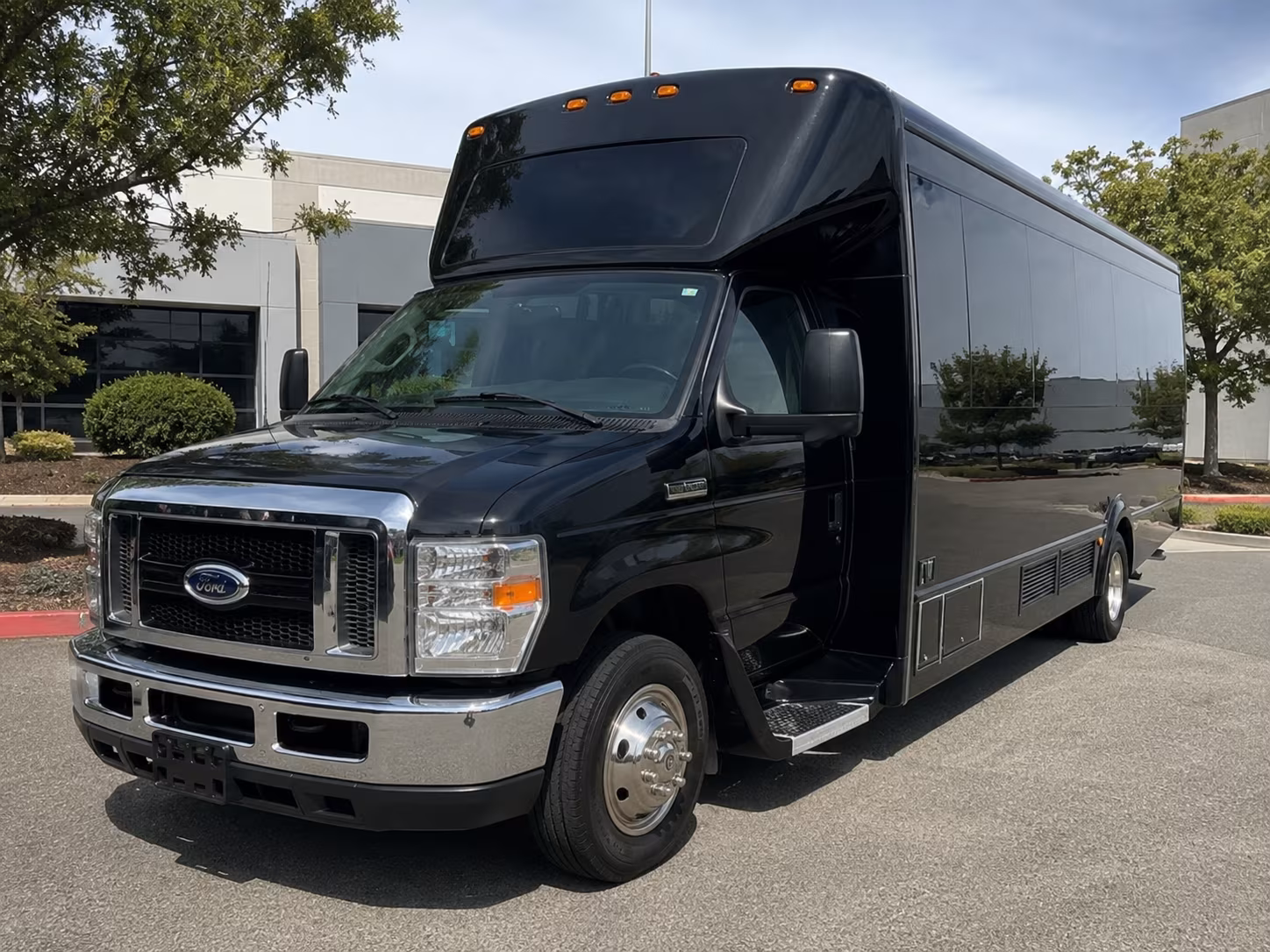 san antonio wedding charter buses for san antonio ceremonies and receptions